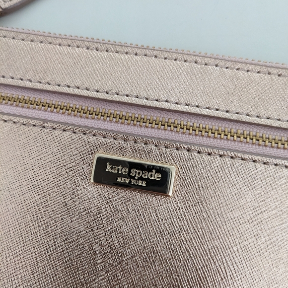 New? EXCELLENT Cond! Kate Spade New York Tinie Laurel Way Rose Gold Wristlet - Picture 13 of 14
